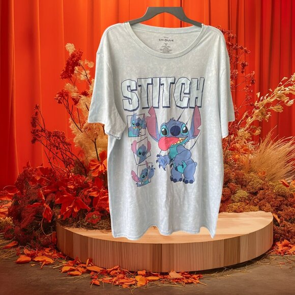 NEW!!! DISNEY STITCH Print T-Shirt Crew Neck / Short Sleeves - Size XL - Picture 4 of 9
